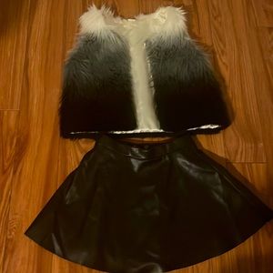 Super cute Girls Set! Excellent condition.